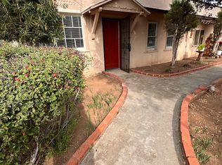 264 Avalon Dr #1, Vista, CA 92084