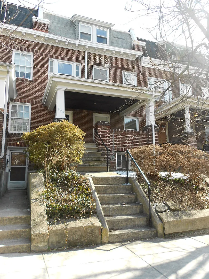 Building Photo - 3209 Guilford Ave