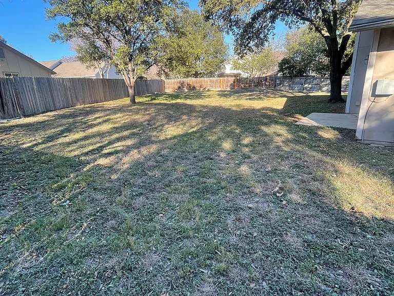 12219 Ridge Cave St — Photo 27