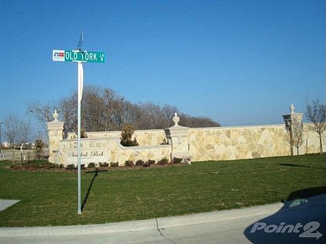 2nd image of 2260 Broad Brook Ln
