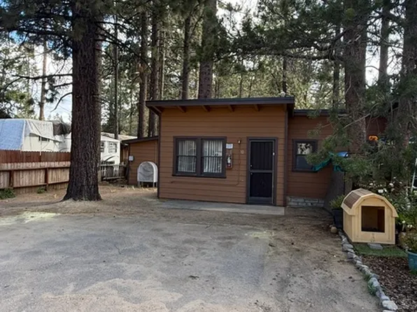 885 James Ave #10, South Lake Tahoe, CA 96150