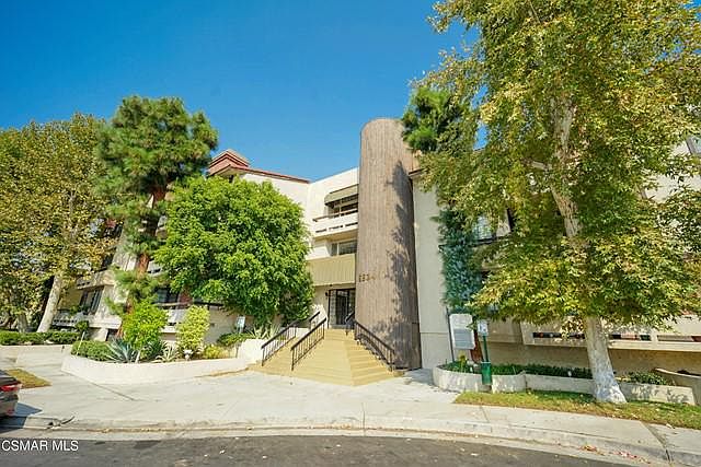 1st image of 5534 Encino Ave APT 104