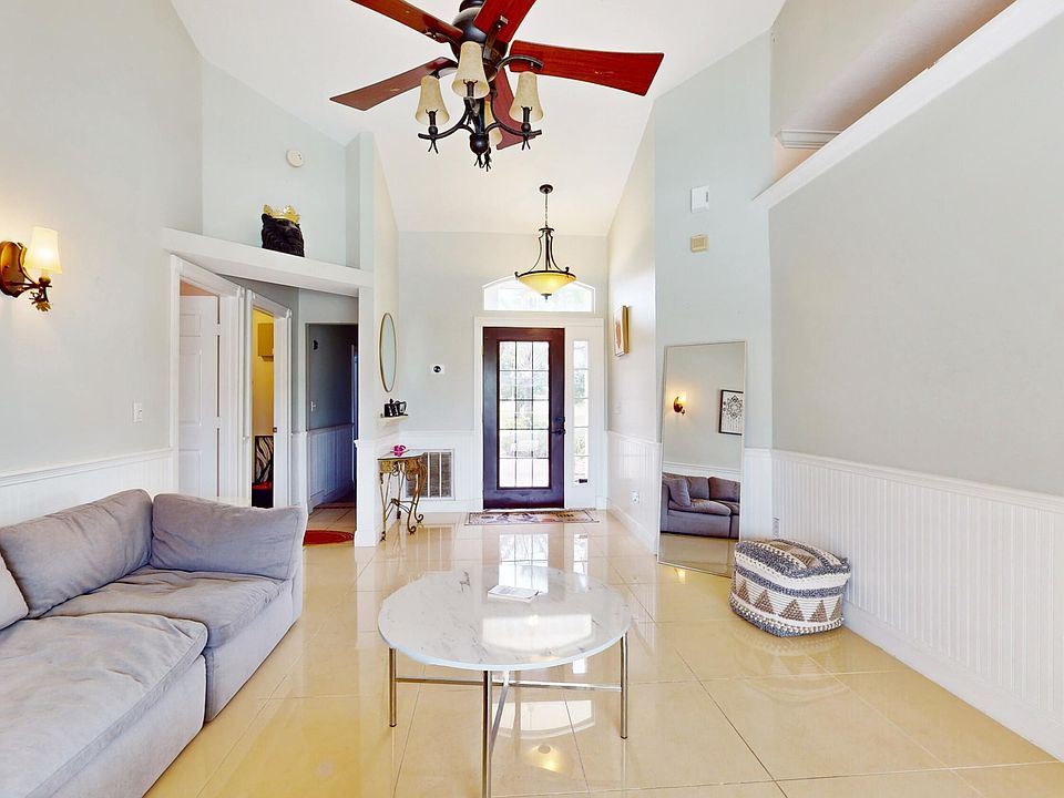 1st image of 2426 SW Savage Boulevard