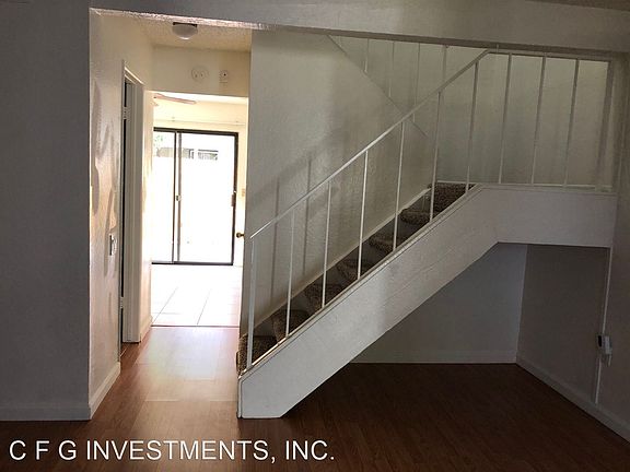 5th image of 2437 Deodar St