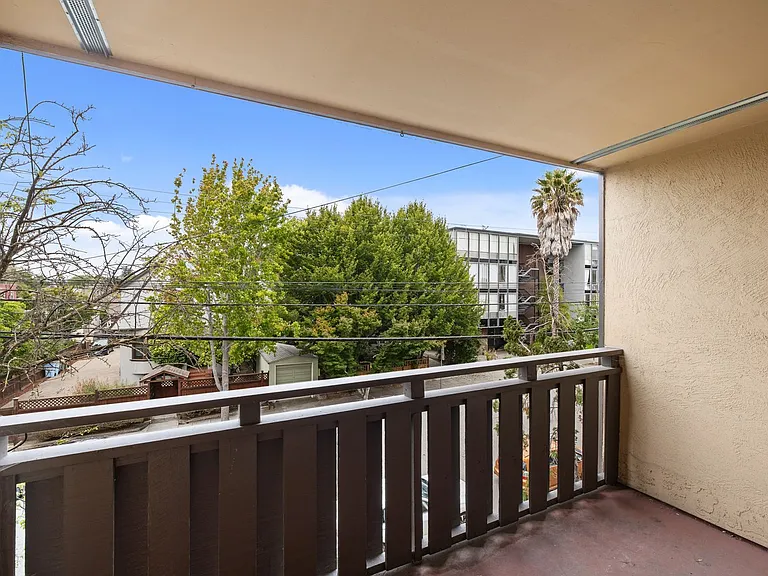 1920 Francisco LLC — Photo 24
