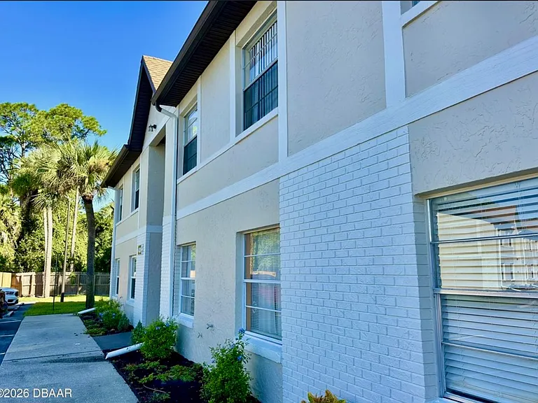 426 Banana Cay Dr #K — Photo 8
