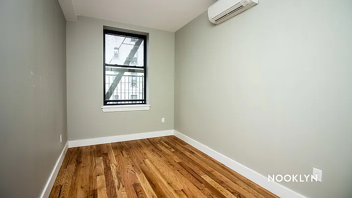 Rented by Nooklyn NYC LLC | media 8