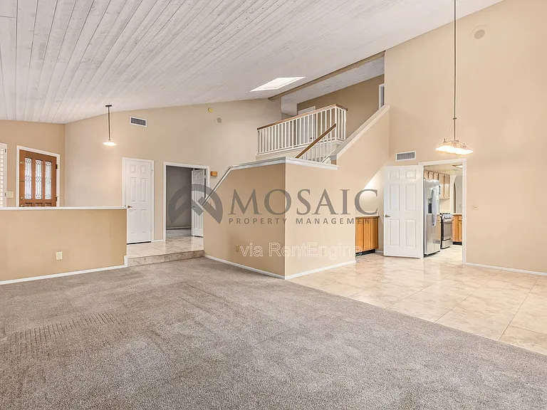 10156 E Becker Ln — Photo 4