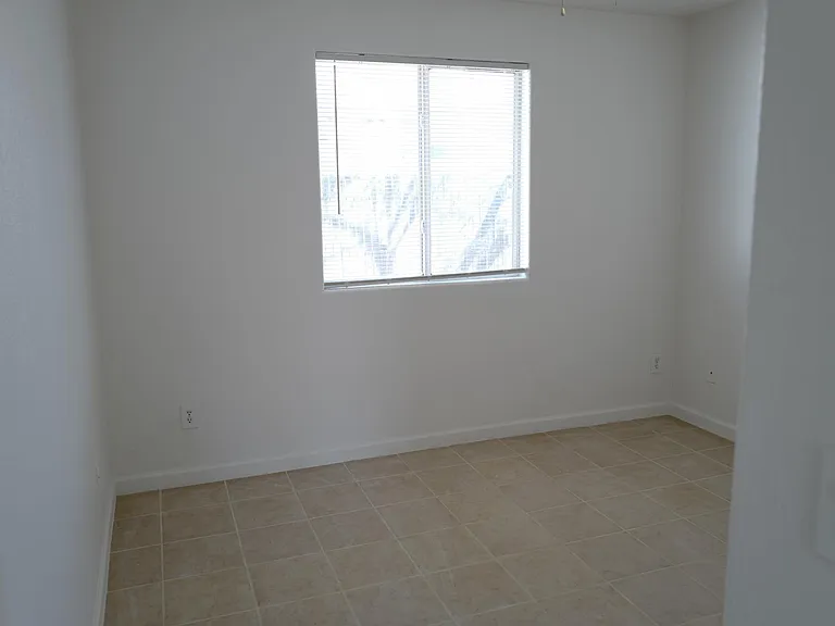 1722 W Carol Ave #2 — Photo 8