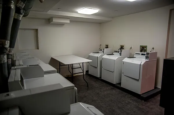 Rented by Nooklyn NYC LLC | media 76