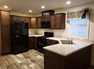 1960 Ridgeview, Ypsilanti, MI 48198