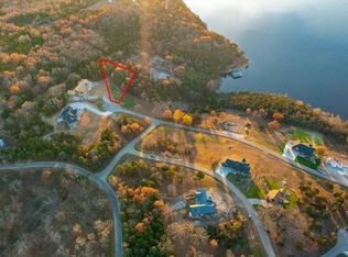 18 Merlot Cir, Lampe, MO 65681