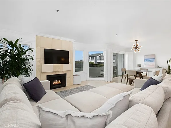 260 Cagney Ln APT 114, Newport Beach, CA 92663