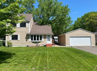 85 91st Ave NE, Blaine, MN 55434