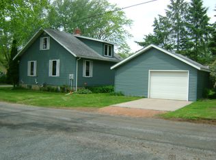 119 N Ash St, Owen, WI 54460