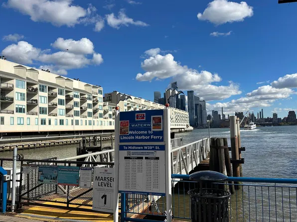 600 Harbor Boulevard image 31 of 32