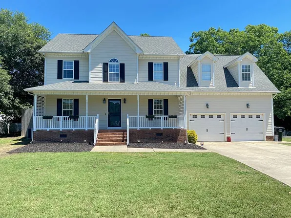 111 Gibbons Dr, Garner, NC 27529