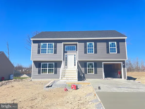 44 Sanibel Way, Martinsburg, WV 25405