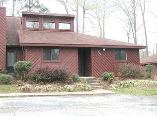 209 Rock Knoll Dr, Greenwood, SC 29649