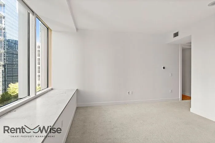 301 Mission St #15E — Photo 15