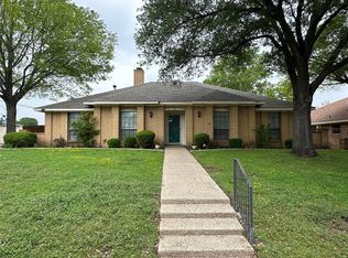 1401 Woodoak Dr, Richardson, TX 75082