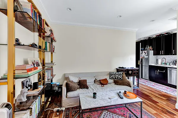 Rented by Blip LLC | media 57