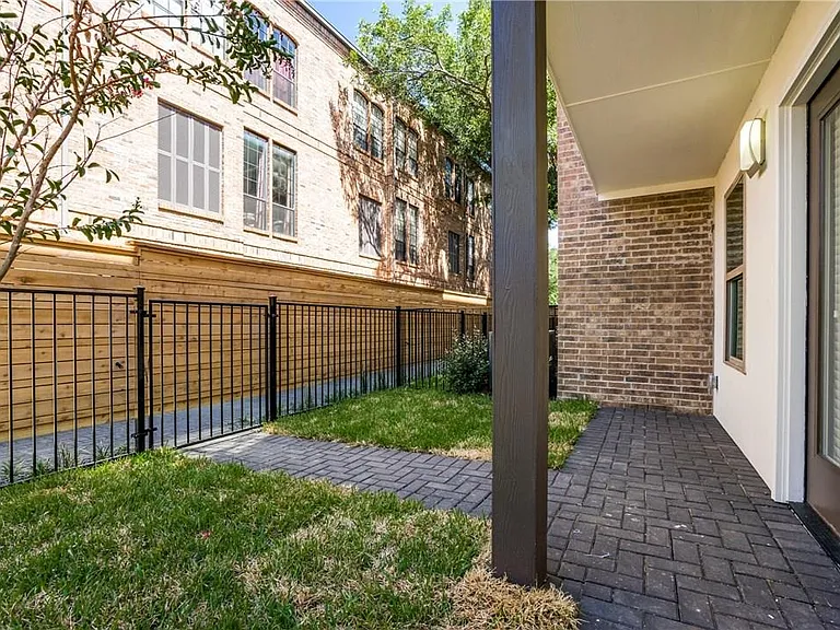 6270 Oram St #106 — Photo 22