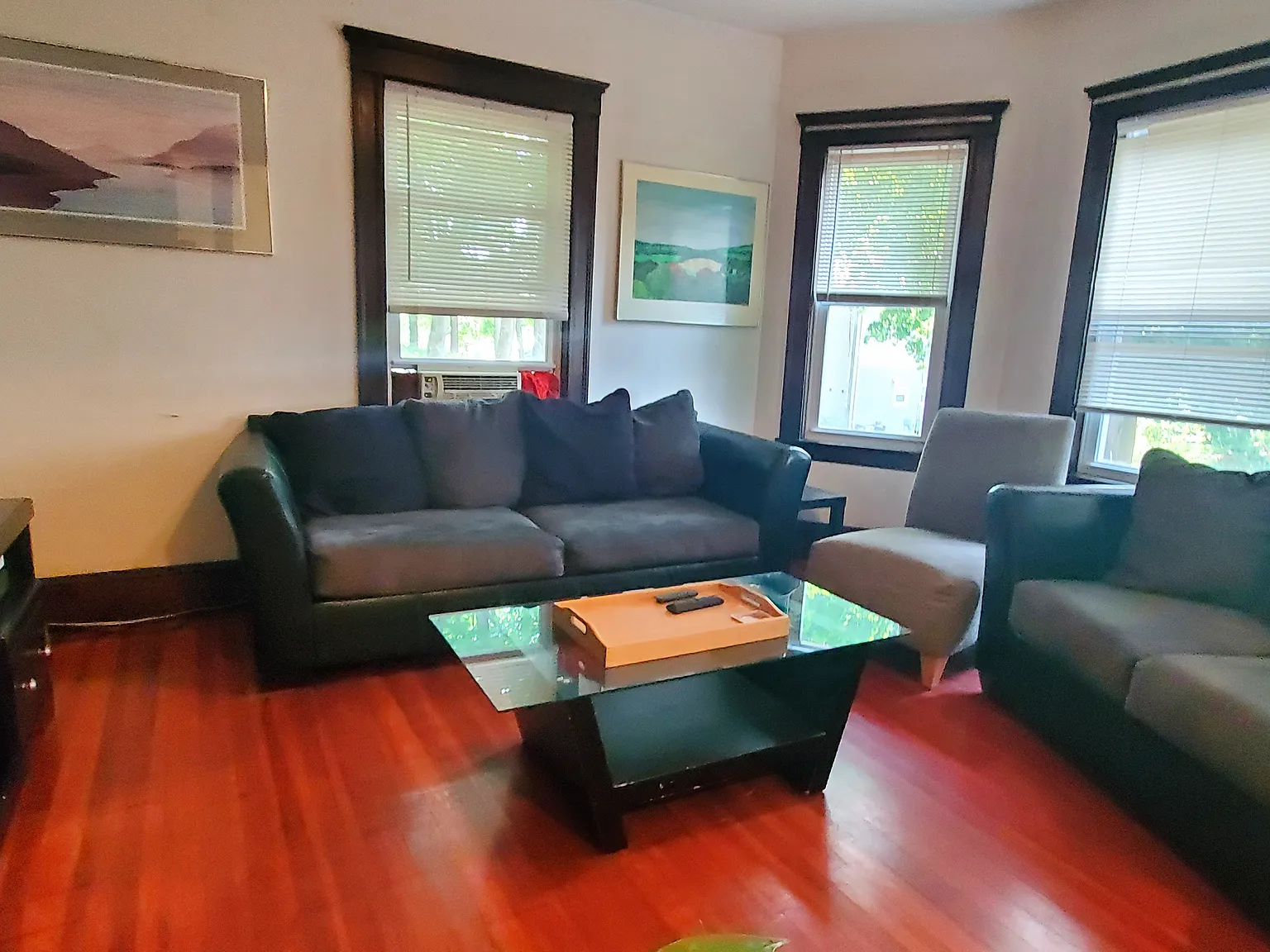 3 bed, 1200 sqft, $3,450 — Photo 3