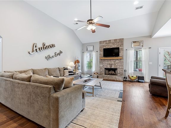 5th image of 2340 Tuscany Pl
