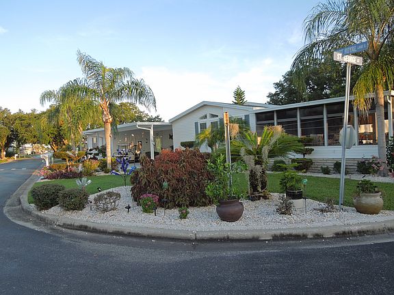 Corner lot