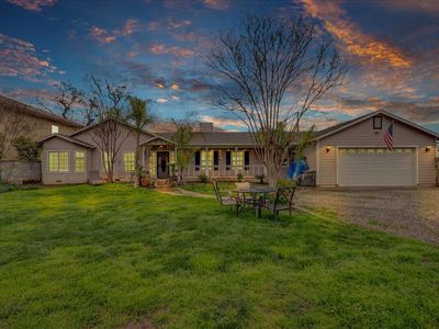 208 S Bollinger Street, Visalia, CA, 93291