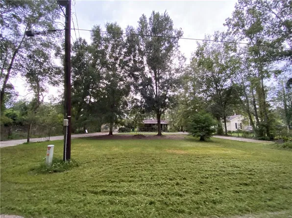 24426 Azalea St, Lacombe, LA 70445