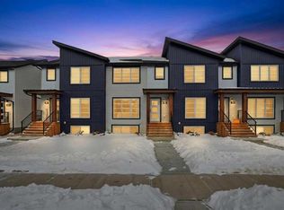 56 S Lake St, Red Deer County, AB T4E1B9