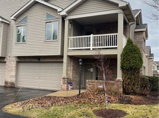 9504 Sundance Dr, Bridgeville, PA