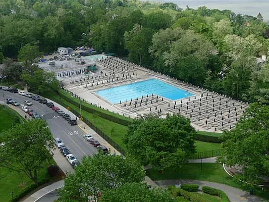 Sold by Robert E. Hill  | media 24