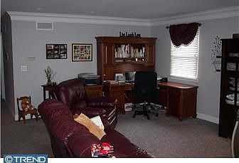 3rd image of 512 Denise Dr