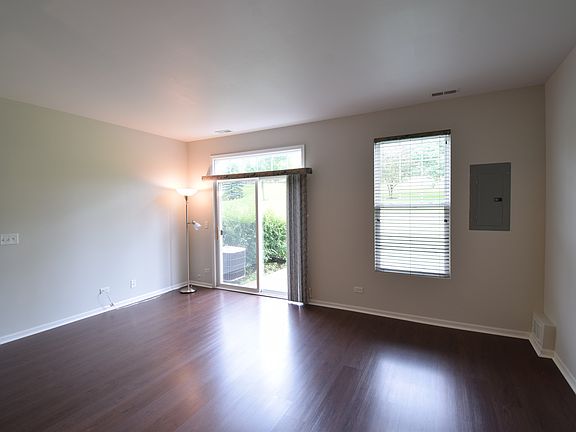 3rd image of 2250 Flagstone Ln