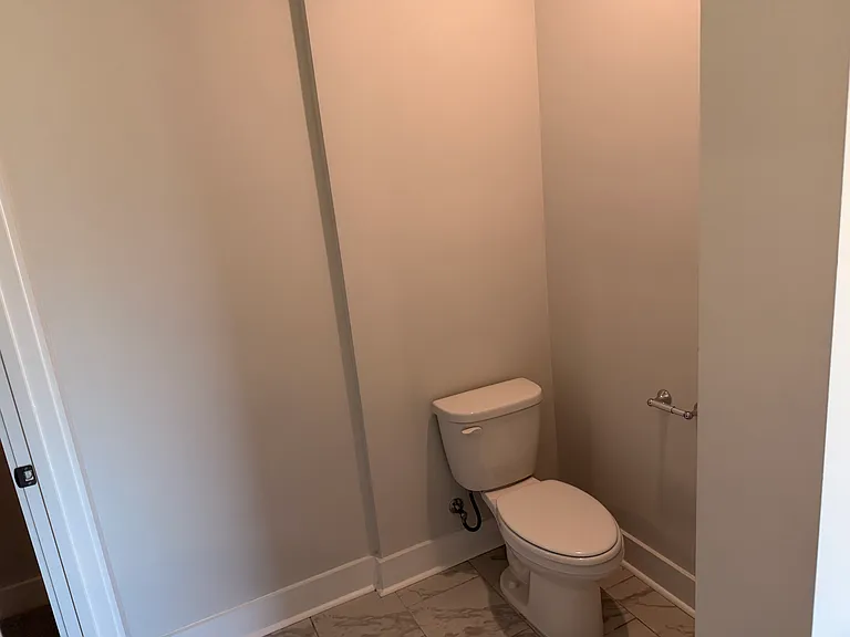 132 Clift Dr — Photo 12