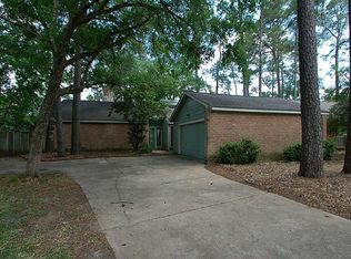 11607 Hillbrook Dr, Houston, TX 77070