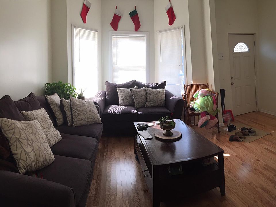 1st image of 3418 W McLean Ave