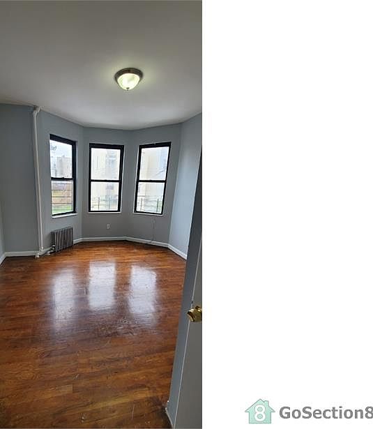 1st image of 135 Elm St