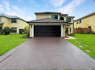 1441 SW 88th Ave, Hollywood, FL 33025