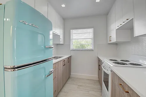 502 N H St #4 Photo 1