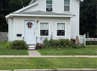 11 Lake Ave, Auburn, NY 13021