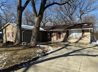 24 Timber Ridge Dr, Fairbury, IL 61739