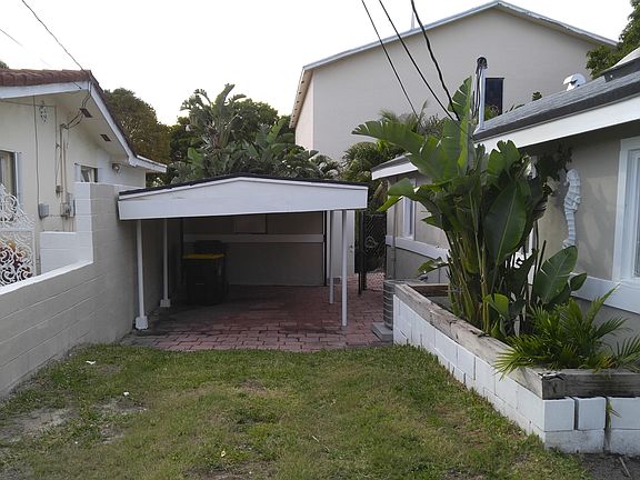 4th image of 129 NW 11th Ave