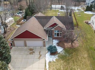 3315 W Skamra Ave, Franklin, WI 53132