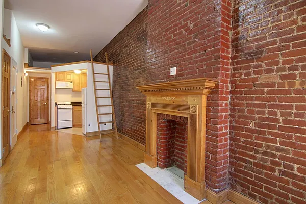Rented by Guidance Realty Corp. | media 4