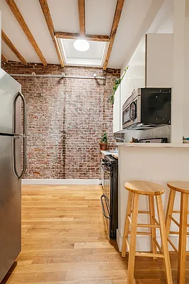 Rented by MNS | media 21