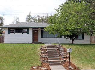 1018 Davis St, Milton Freewater, OR 97862